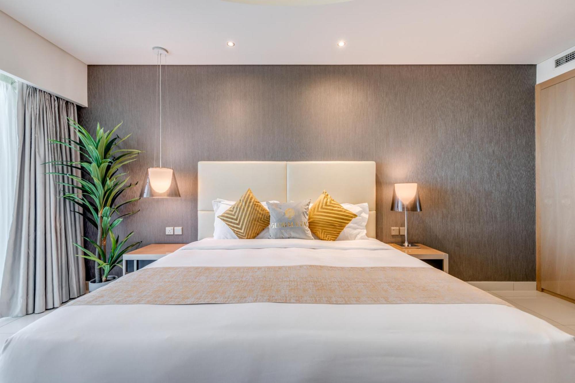 Globalstay Damac Towers By Paramount In Business Bay Apartment *