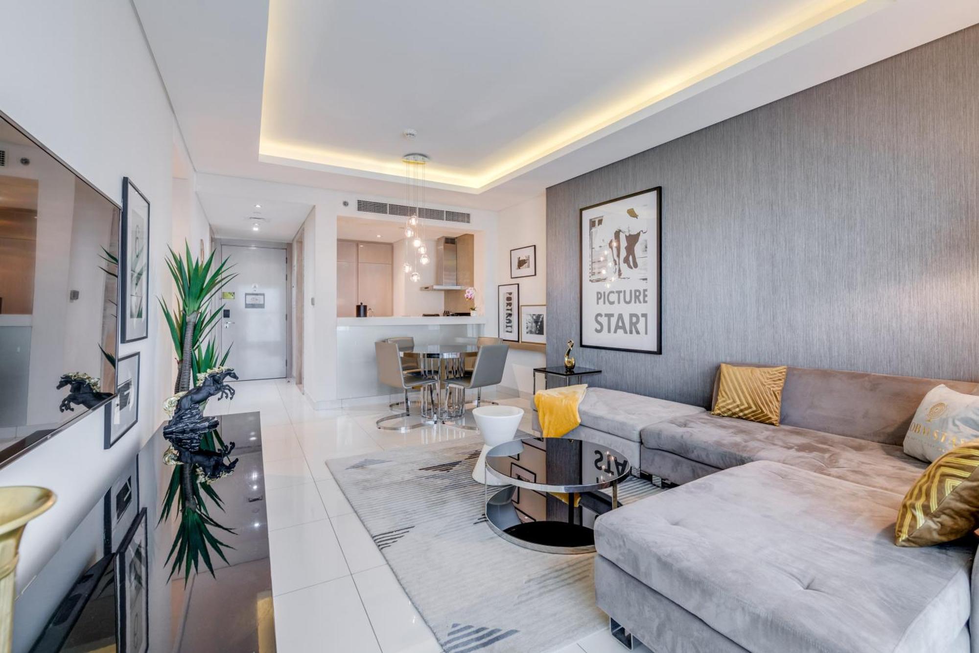 Globalstay Damac Towers By Paramount In Business Bay Apartment
