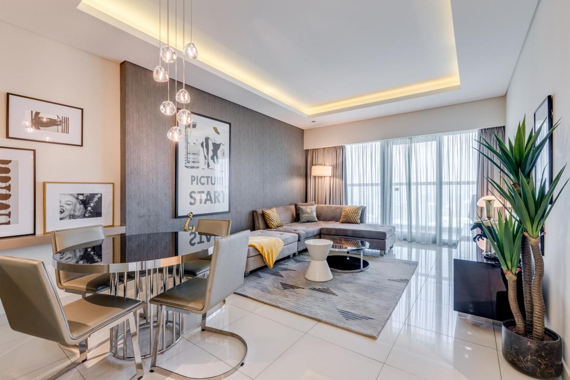 Globalstay Damac Towers By Paramount In Business Bay * Dubai