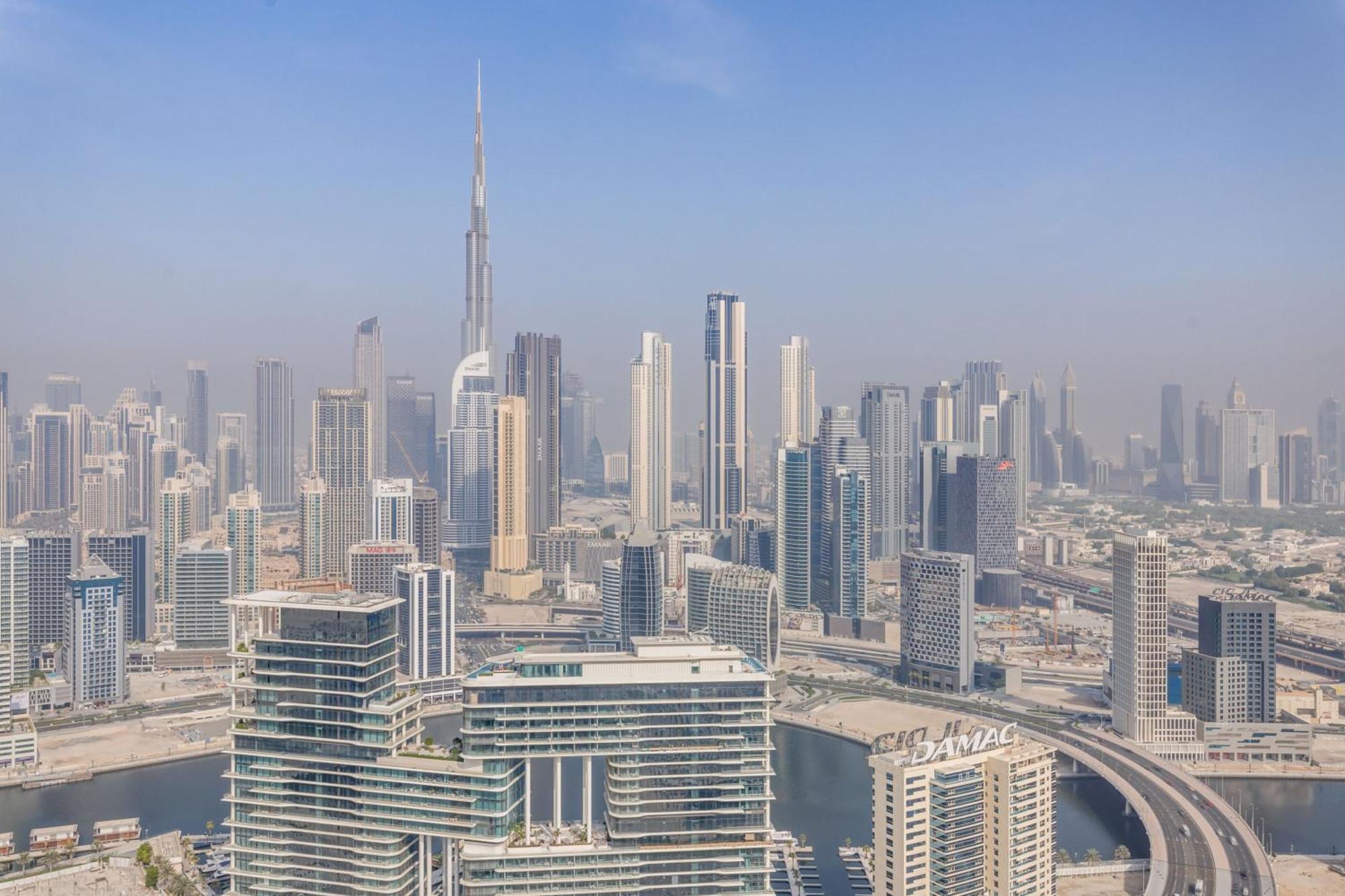 Globalstay Damac Towers By Paramount In Business Bay * Dubai