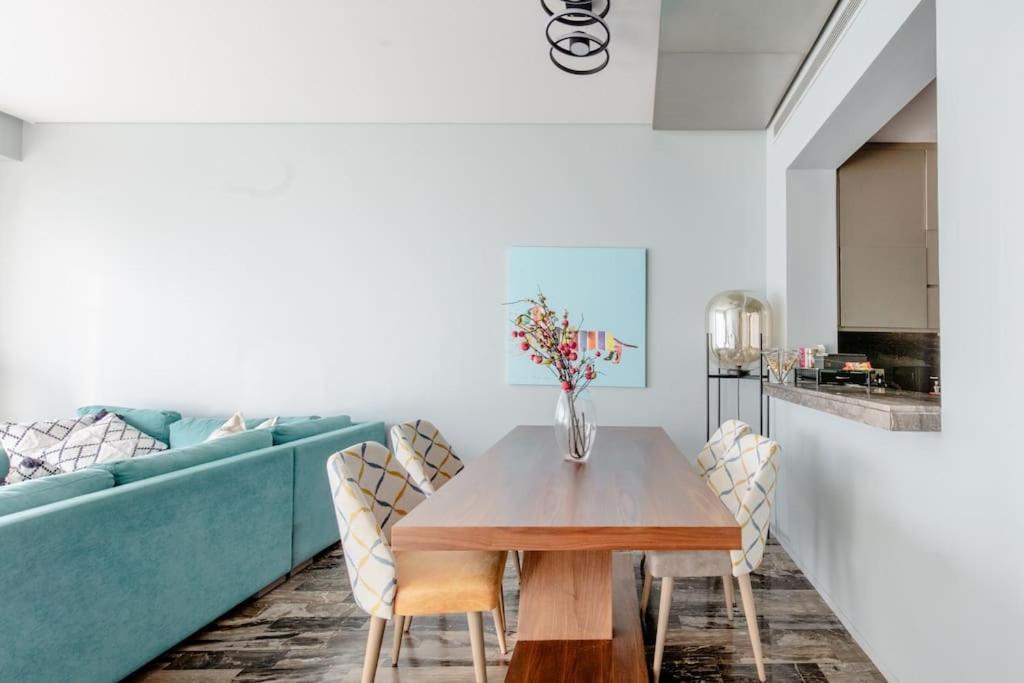 1br Fendi Unit In Damac Heights On 65th Floor