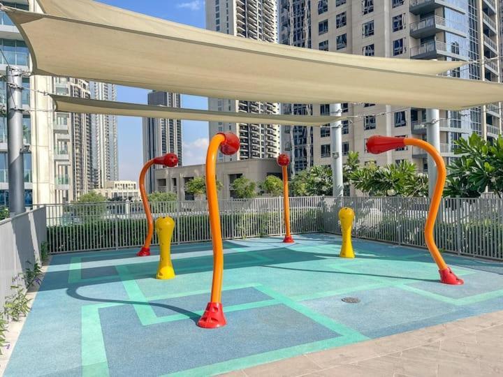 Vogue Waterfront Living - The Grand Creek Harbour Apartment Dubai