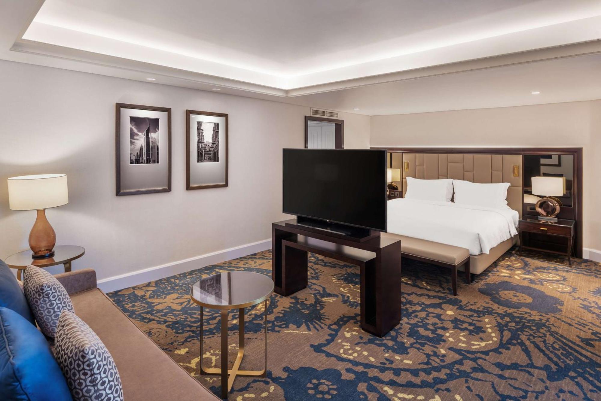 Radisson Blu Hotel, Deira Creek Dubai