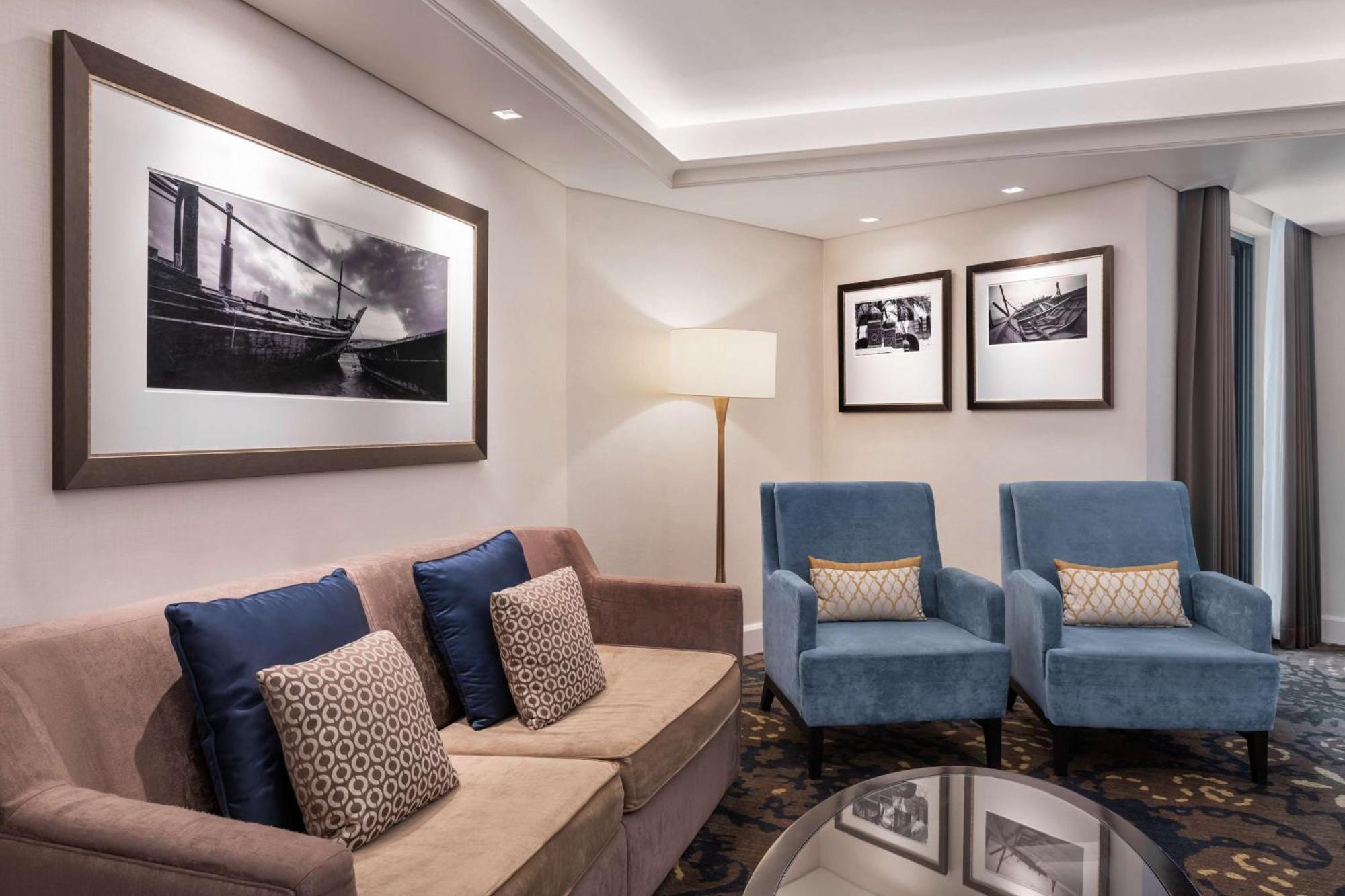 Hotel Radisson Blu Hotel, Deira Creek 5*