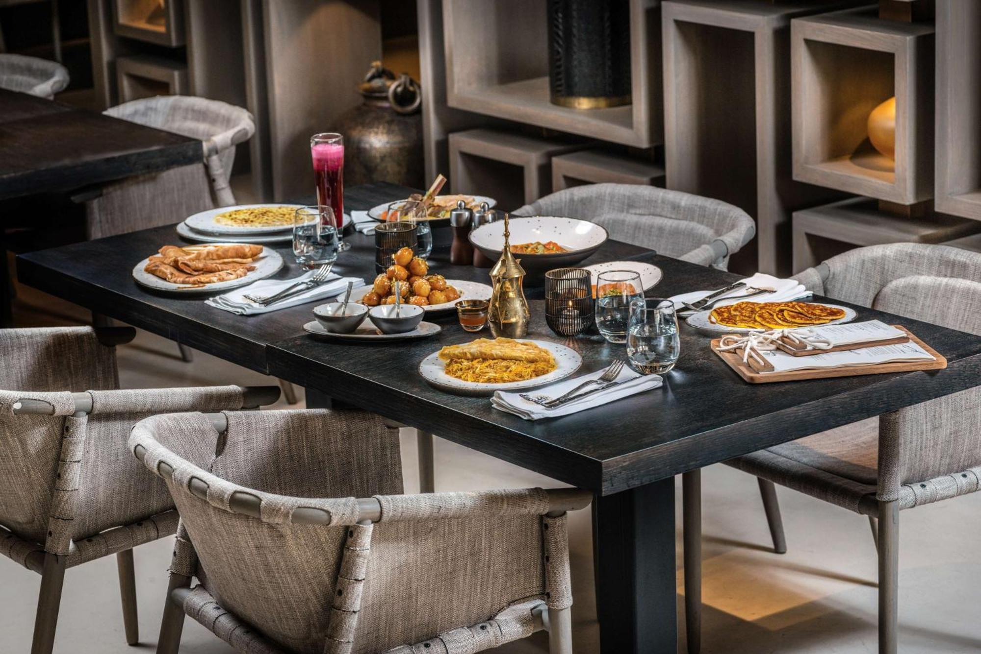Radisson Blu Hotel, Deira Creek Dubai