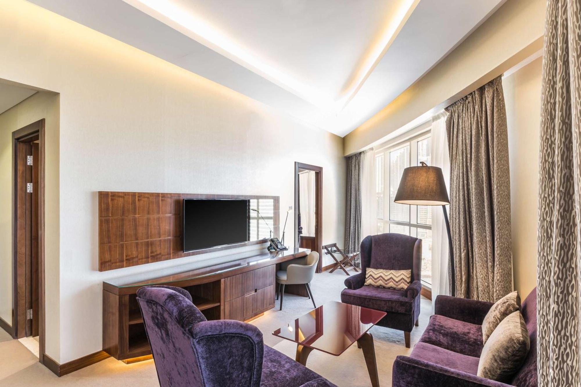 Radisson Blu Hotel, Waterfront 5*