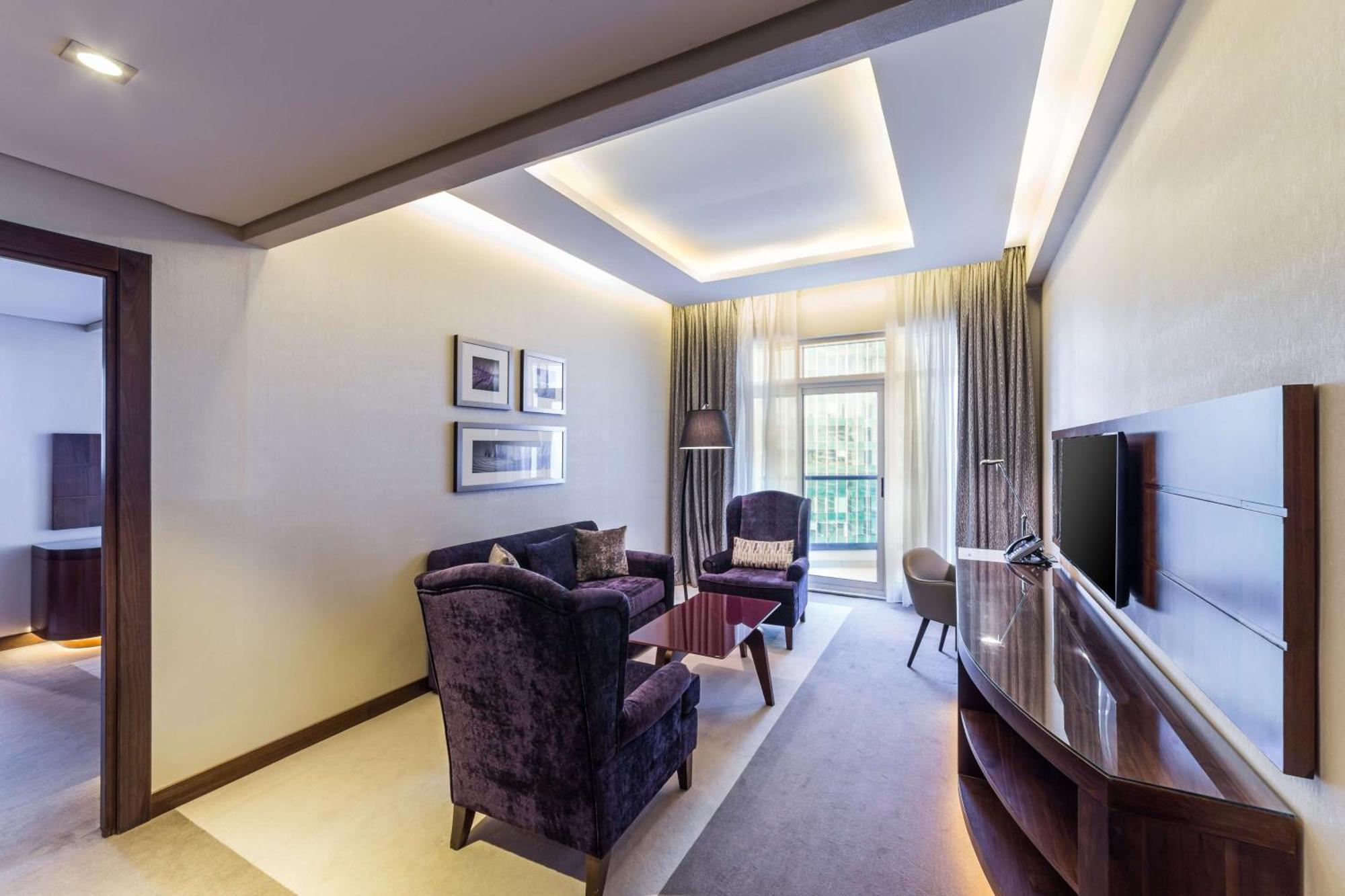 Radisson Blu Hotel, Waterfront
