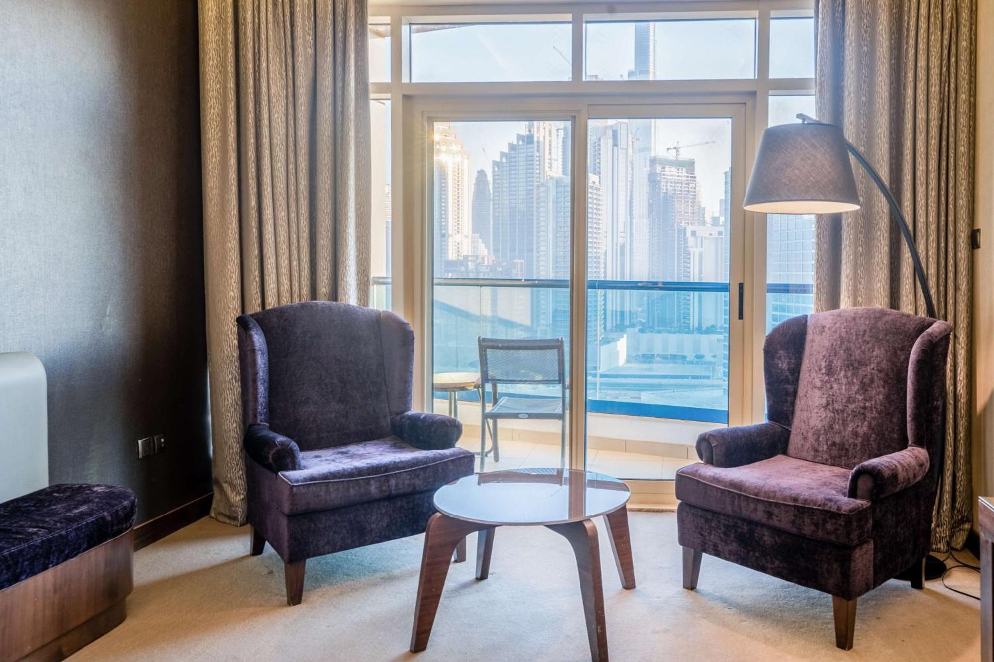Radisson Blu Hotel, Waterfront 5* Dubai