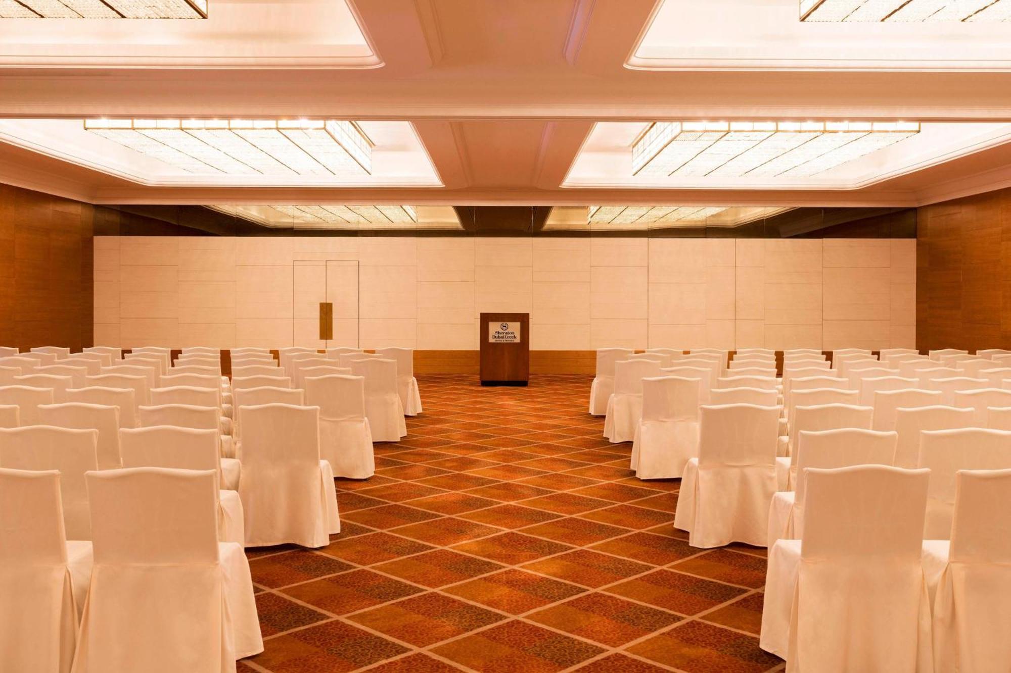 Hotel Sheraton Creek & Towers Dubai
