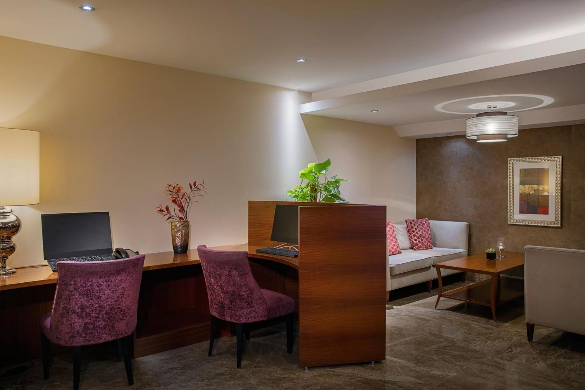 Sheraton Creek & Towers Dubai