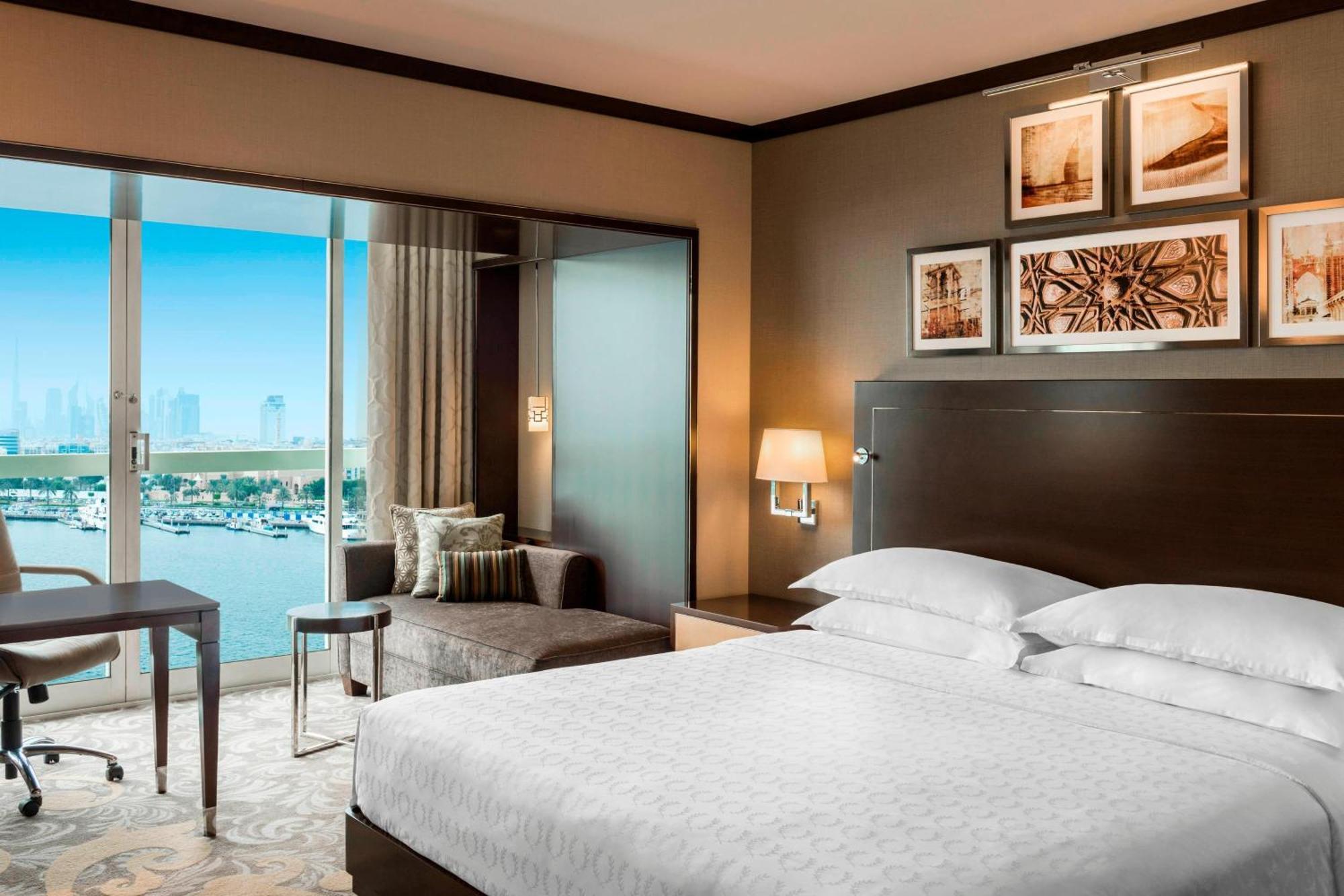 Sheraton Creek & Towers Hotel