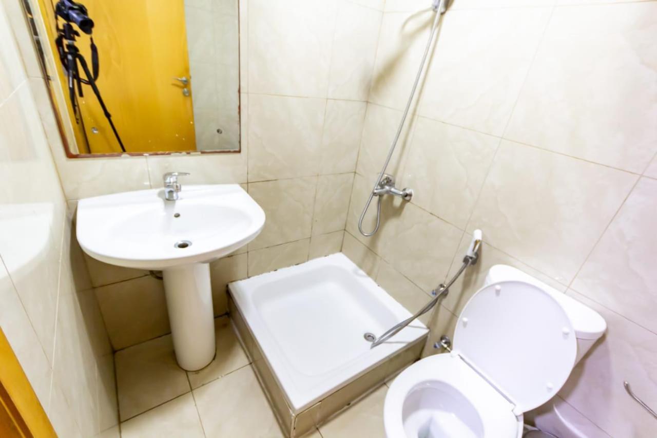 Budget With Private Bathroom For 'girls' Only In Dubai, Marina * Dubai