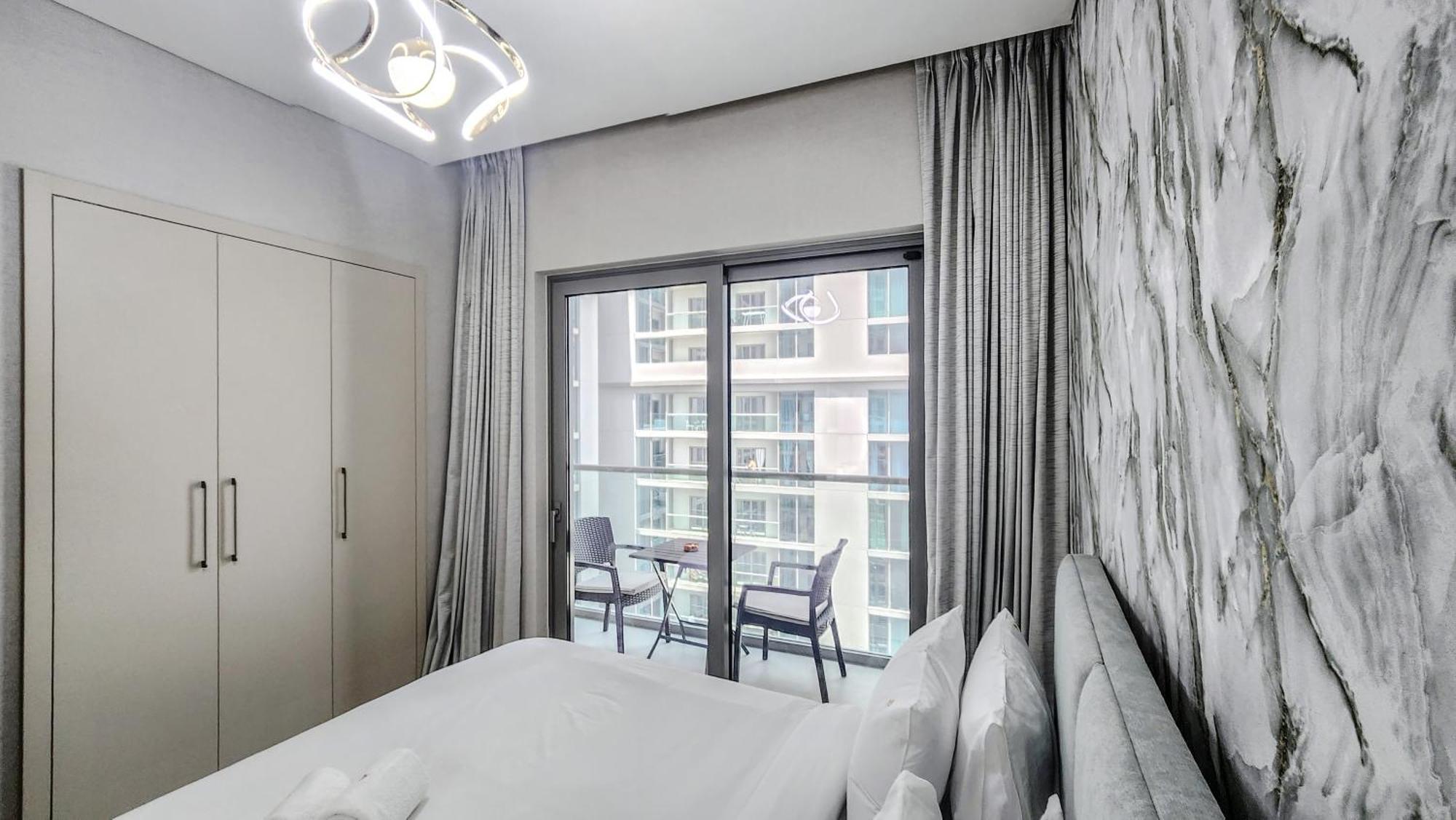 By Latinem Luxury 1br Holiday Cvr B1603 Near Burj Khalifa Apartment Dubai