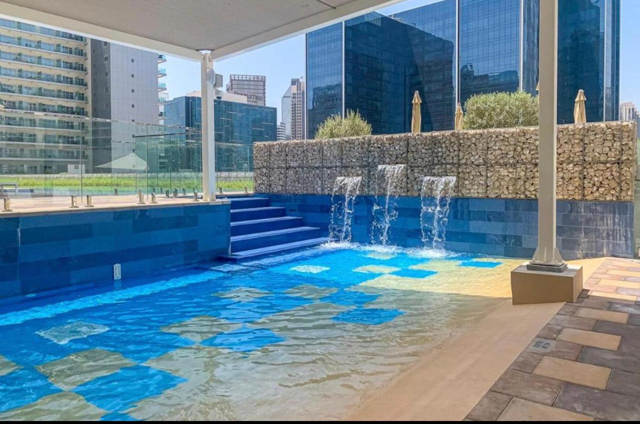 Daire New Luxury Modern Canal View. *