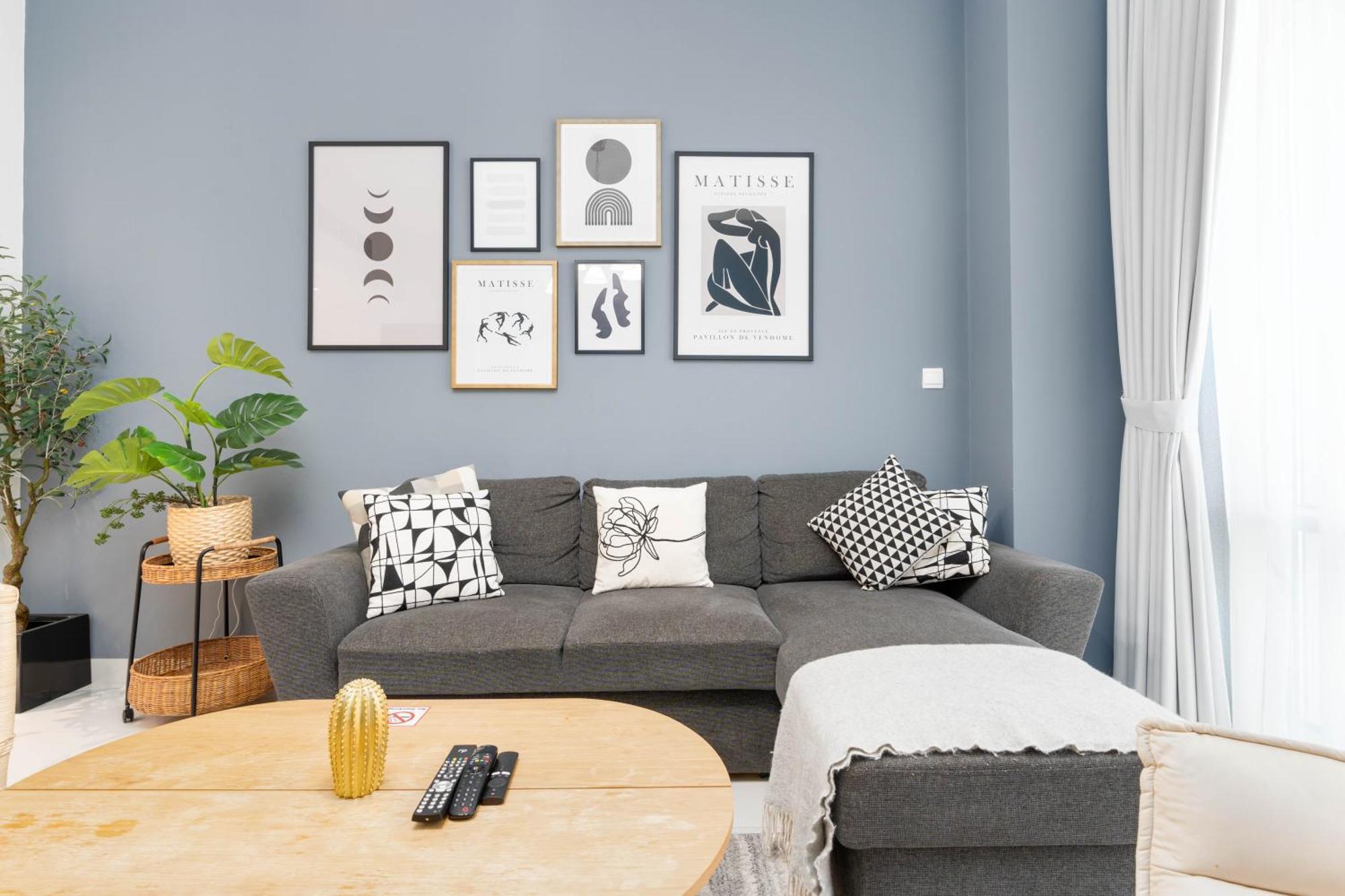 White Sage - Amna Tower Apartment *
