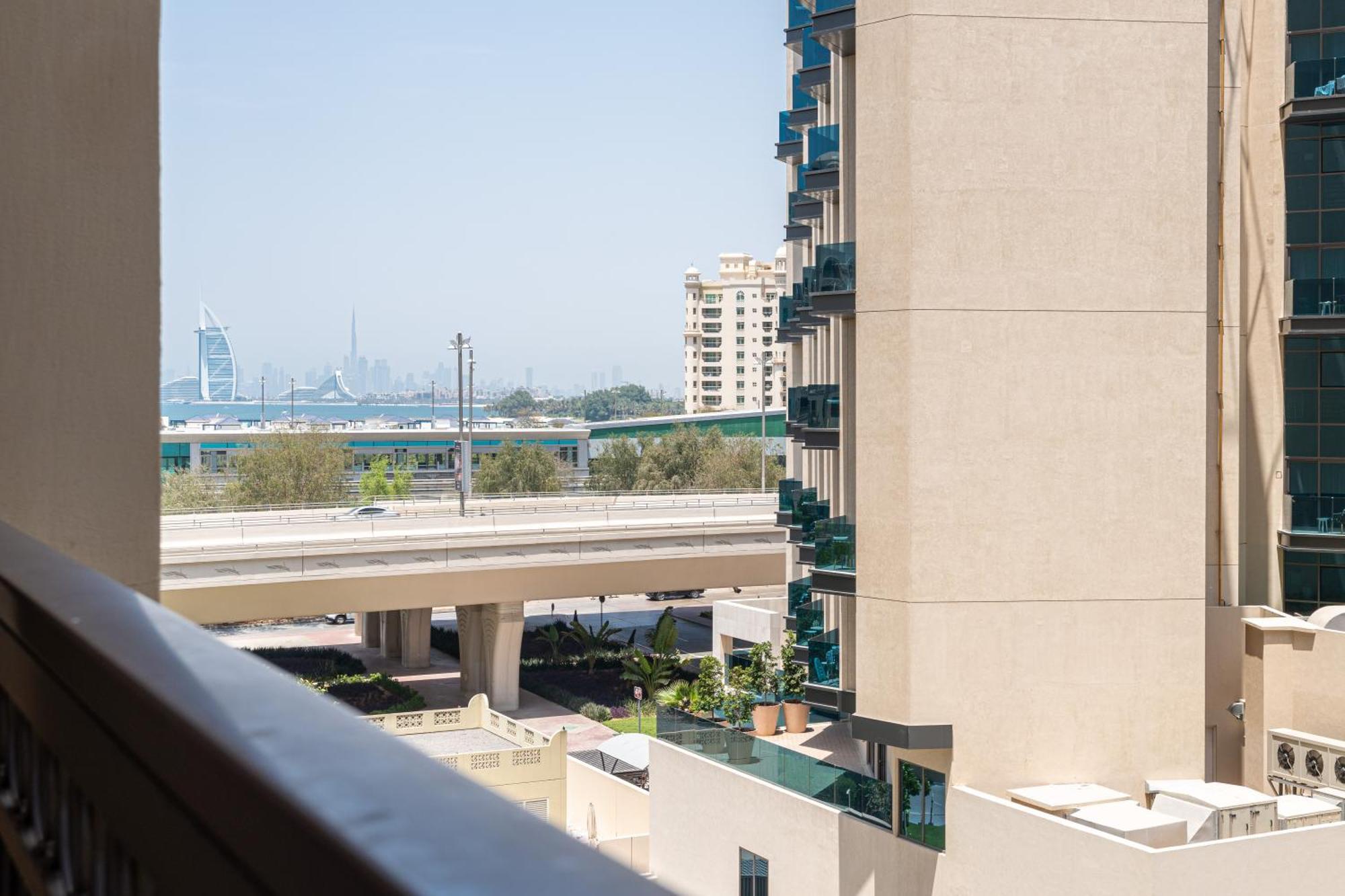 Ultimate / Fairmont Residences The Palm / Designer Luxury / Direct Access / Big Terrace / Partial Sea View * Dubai