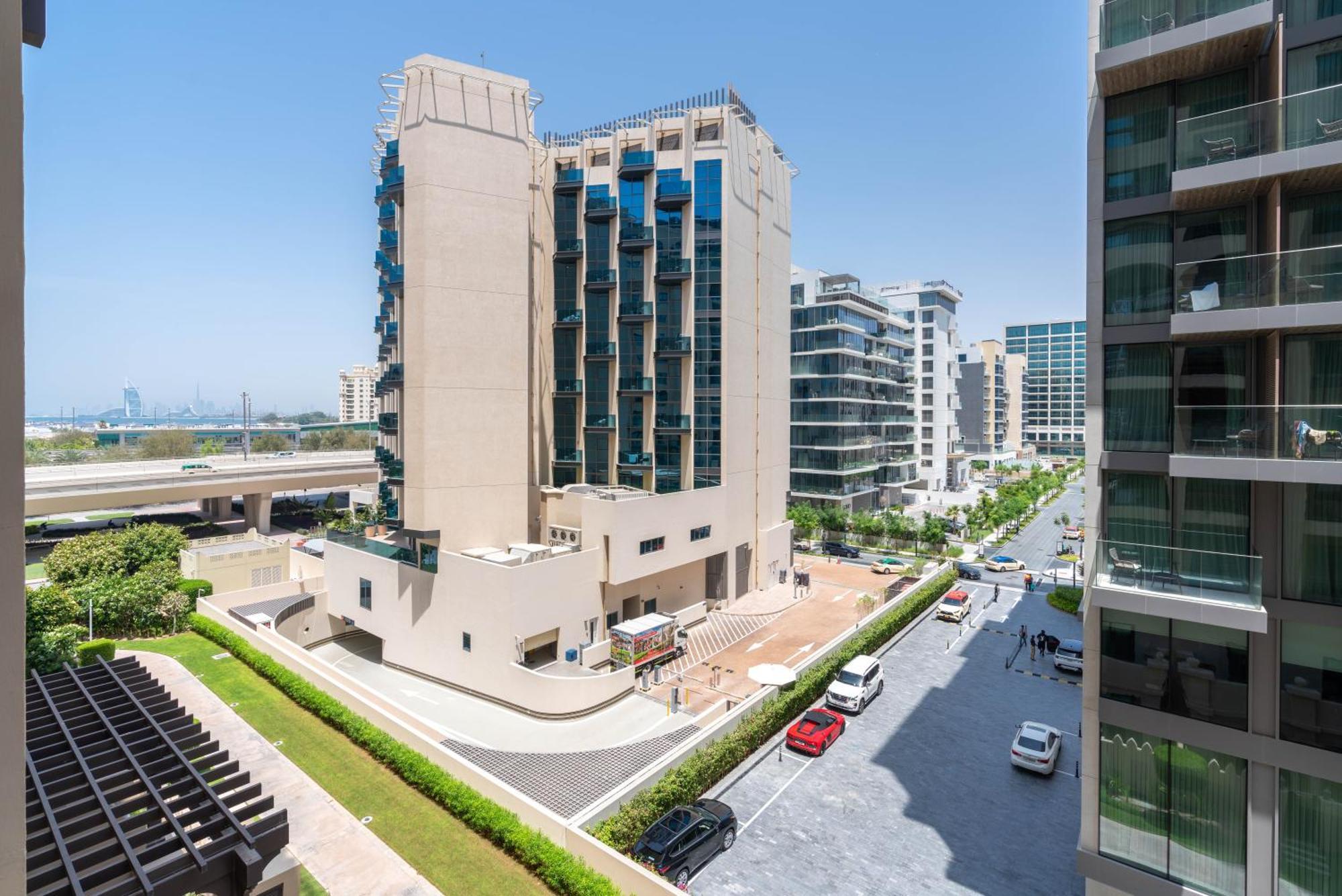 Ultimate / Fairmont Residences The Palm / Designer Luxury / Direct Access / Big Terrace / Partial Sea View *