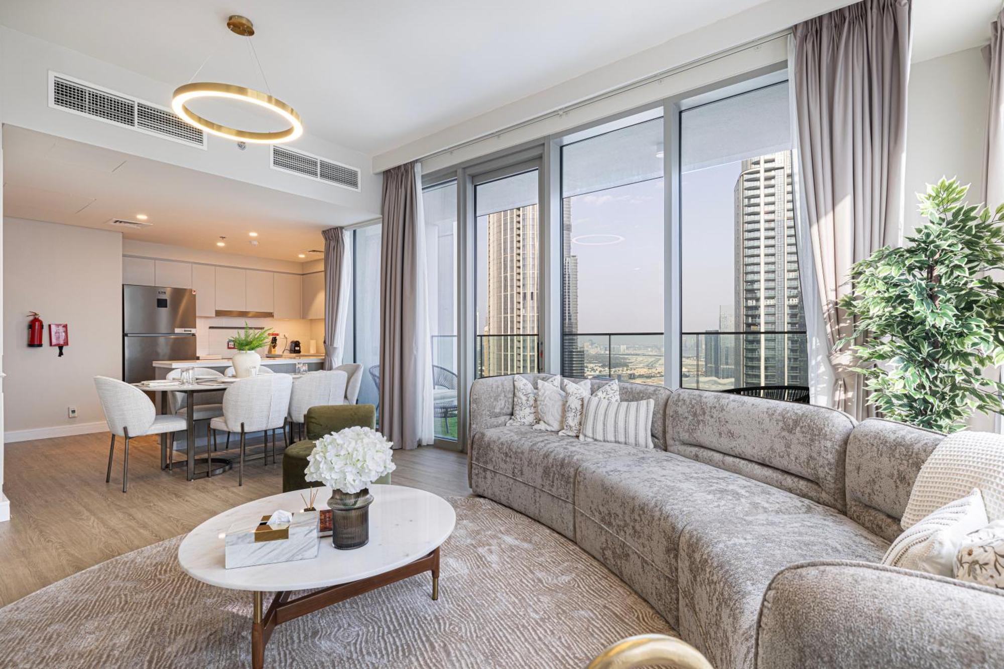 Magnificent - Stylish 3 Bedroom Retreat With A Burj Khalifa View Apartment