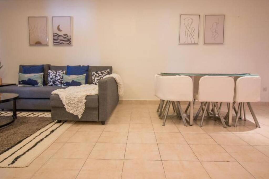 Apartment Marina View - 3 Mins To Tram!