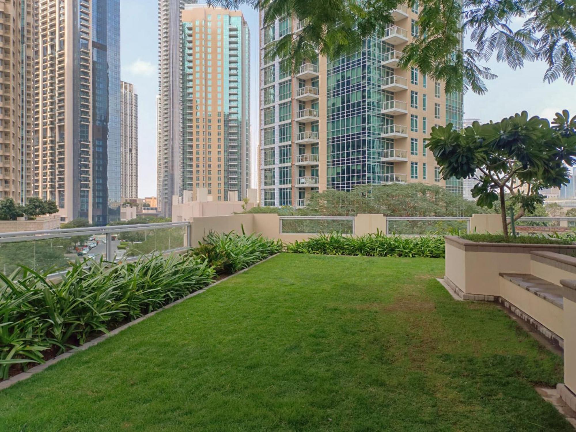 2br In The With Fireworks View,near Mall - Allsopp&allsopp * Dubai