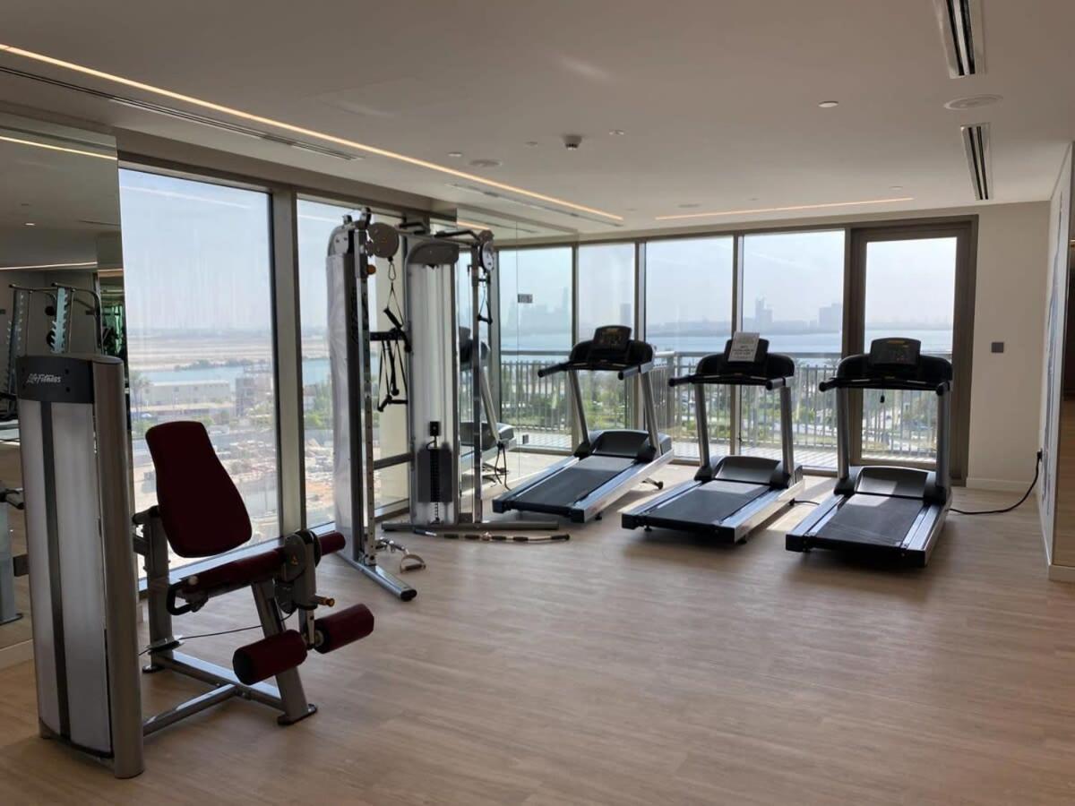 Frank Porter - Creekside18 Apartment Dubai