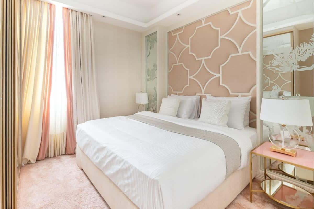 Frank Porter - Marina Wharf 2 Apartment Dubai