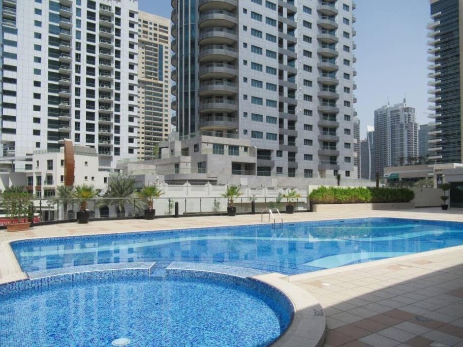 Frank Porter - Marina Views B Dubai