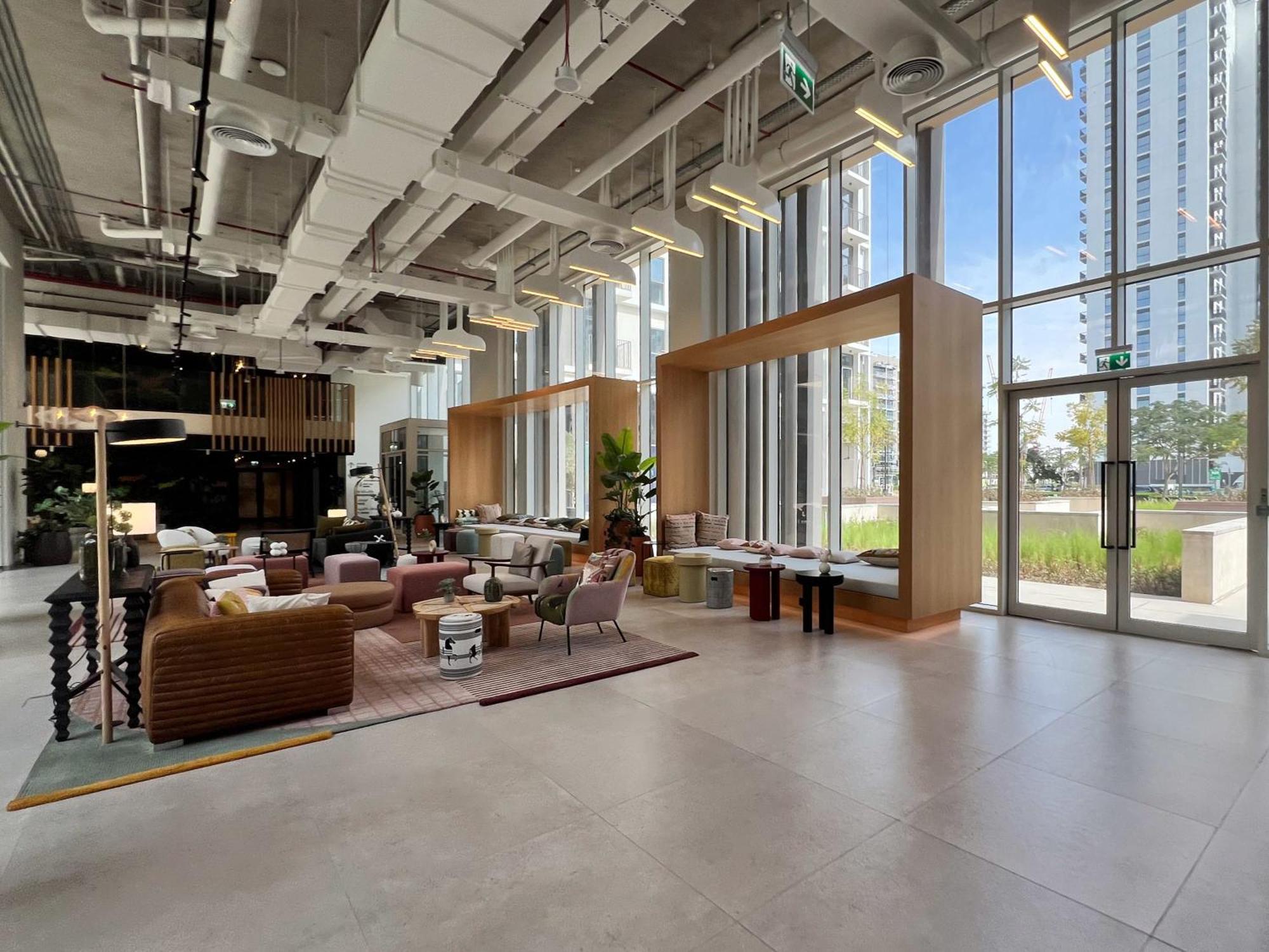 Frank Porter - Socio Tower 2 Apartment