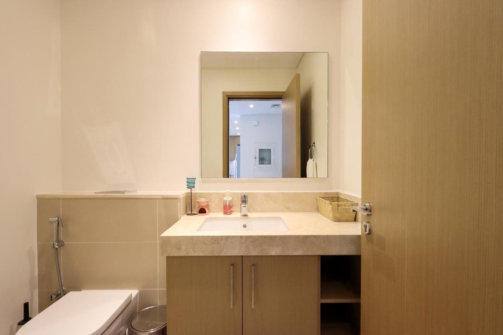 Livbnb - Sea, & Marina View, 3br At 5242