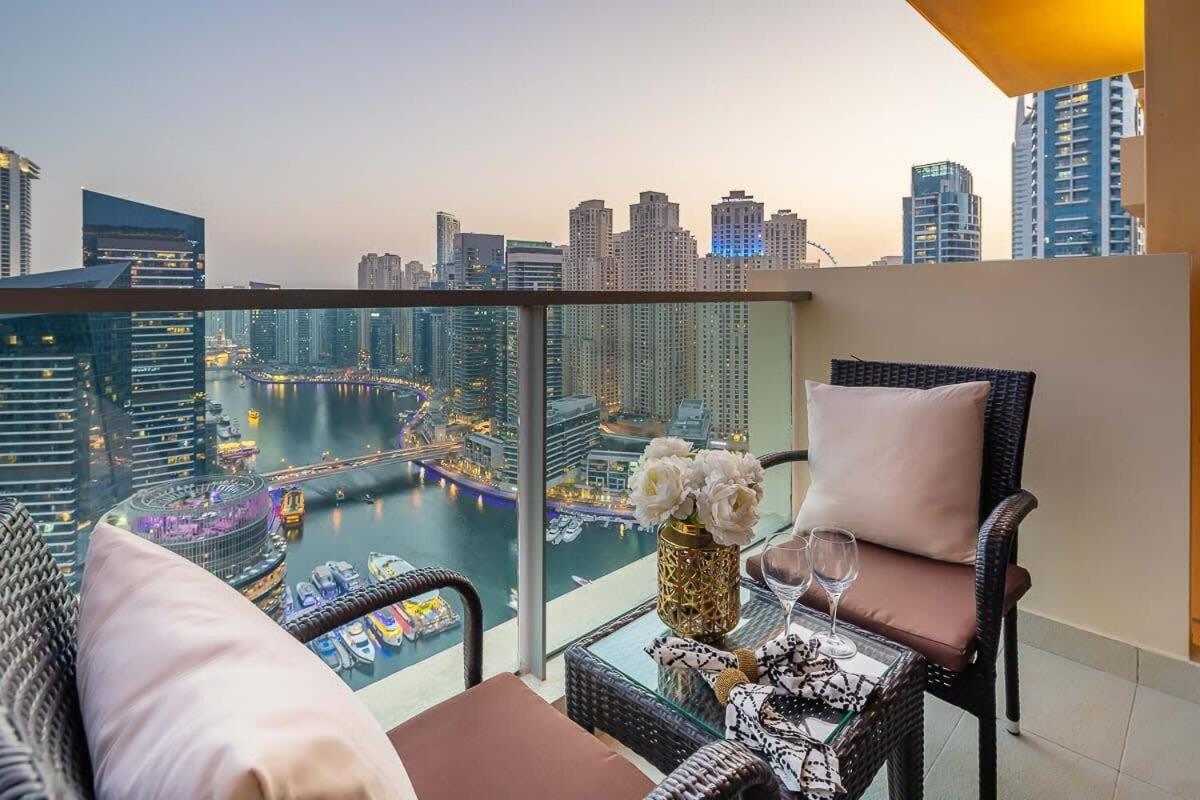 Apartment Frank Porter - Emaar Residences Marina *