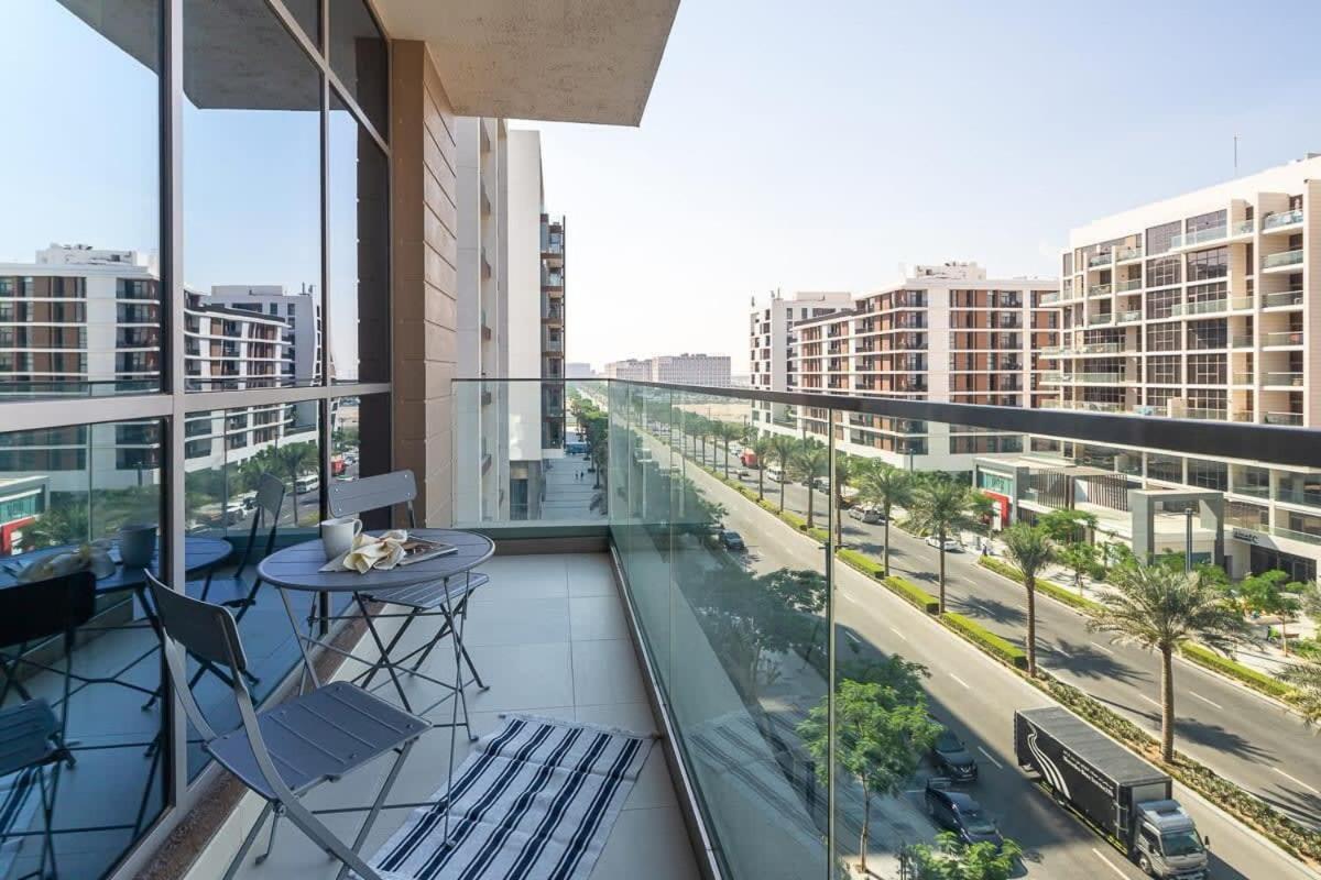 Frank Porter - Acacia C Apartment