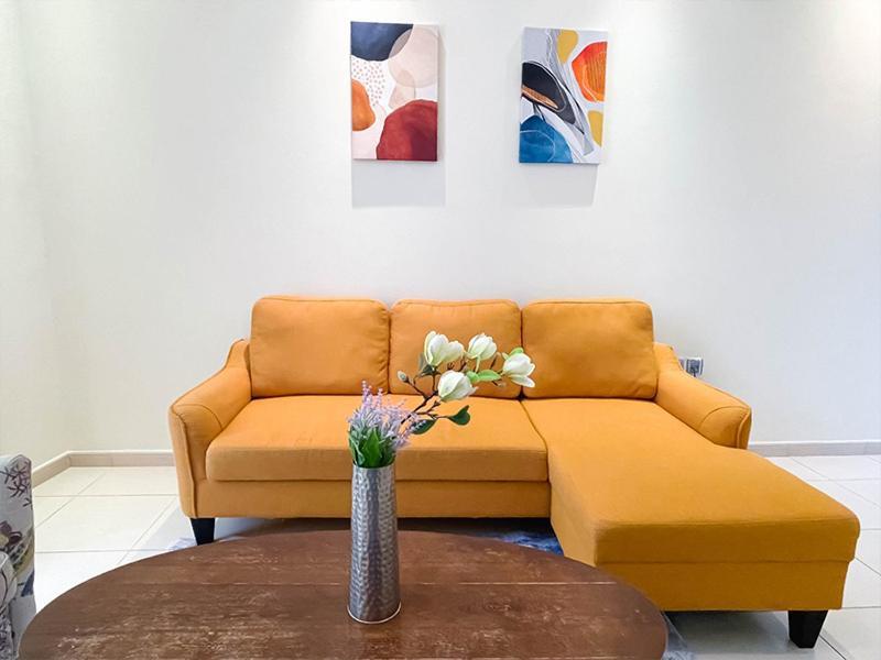 Rh- Living In Style, Large 1 Bedroom With Open Terrace, Marina