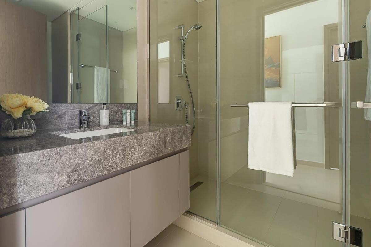 Frank Porter - Act One Tower 1 Apartment