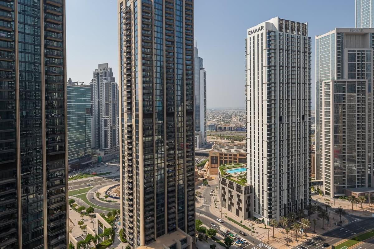 Frank Porter - Act One Tower 1 Apartment