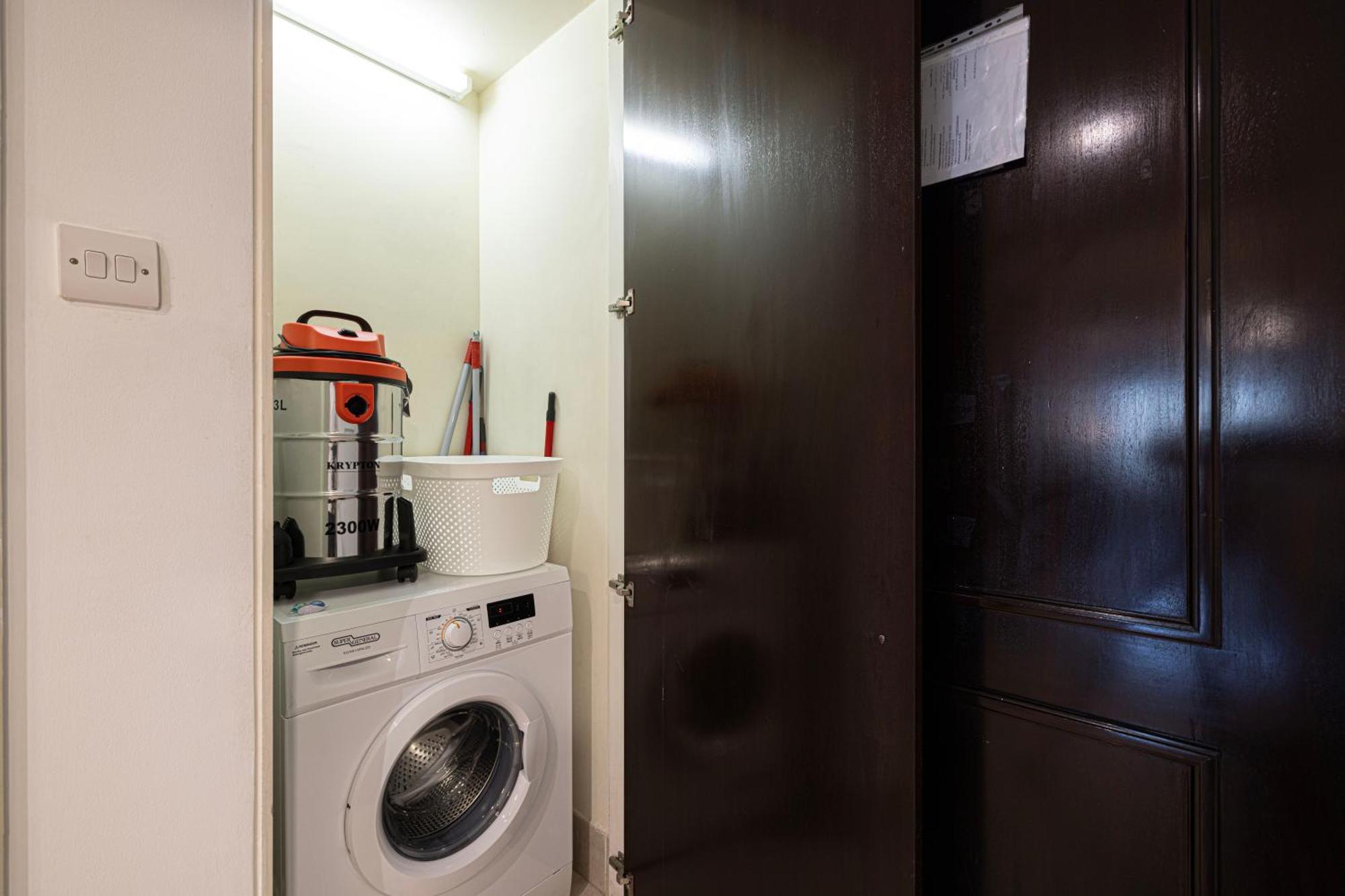 Apartment Lux 2br Retreat Steps From Mall&burj Khalifa *