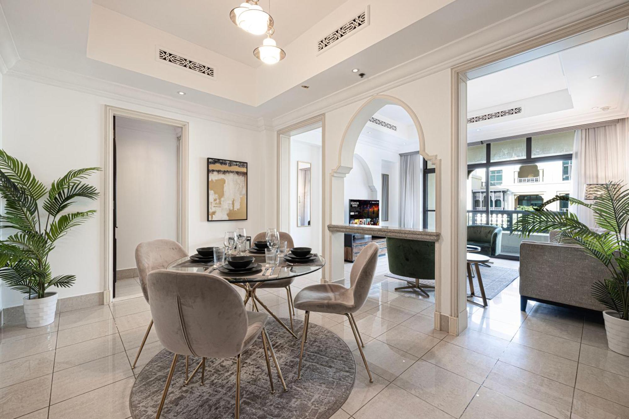 Lux 2br Retreat Steps From Mall&burj Khalifa * Dubai