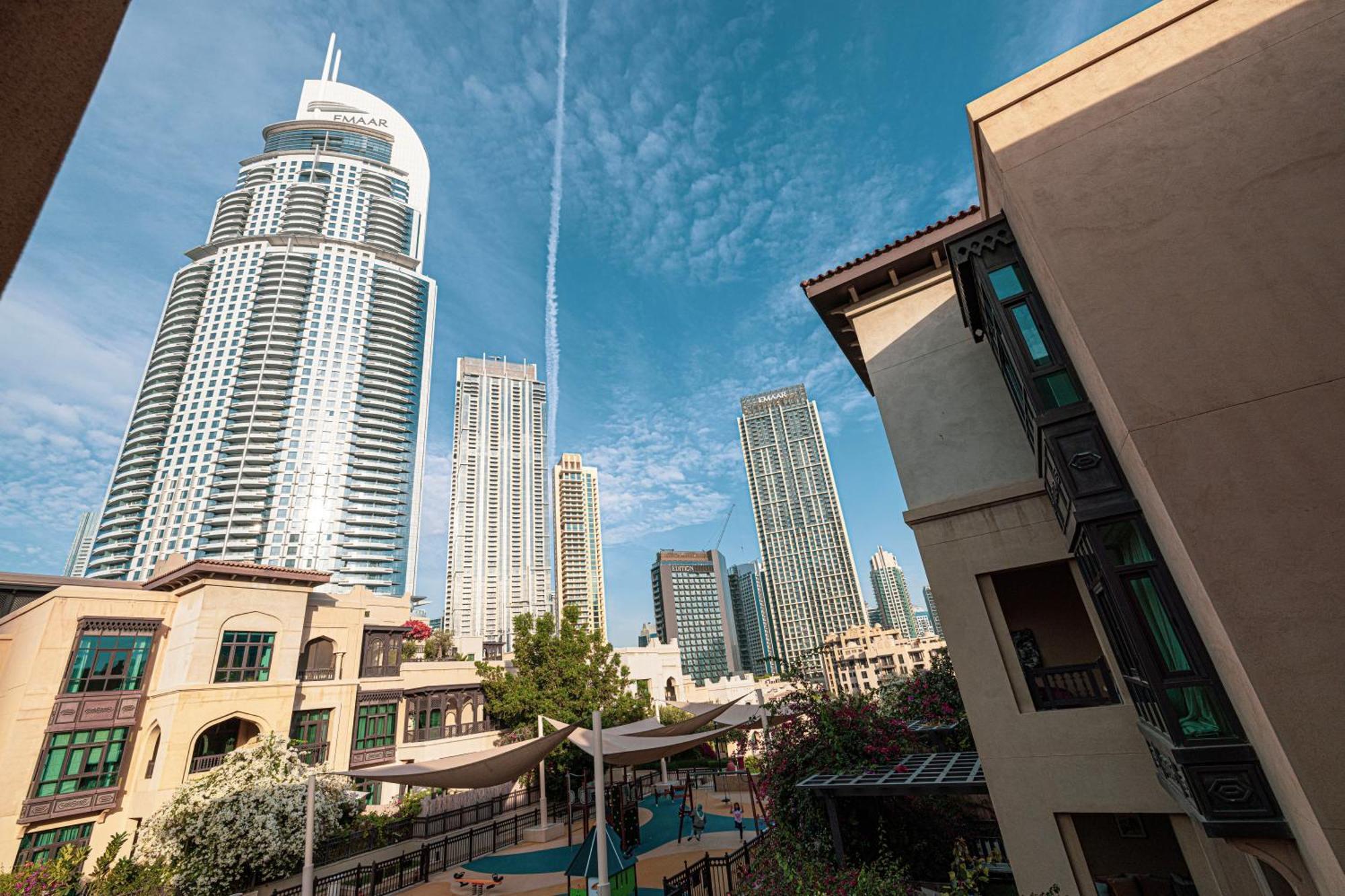 Apartment Lux 2br Retreat Steps From Mall&burj Khalifa *