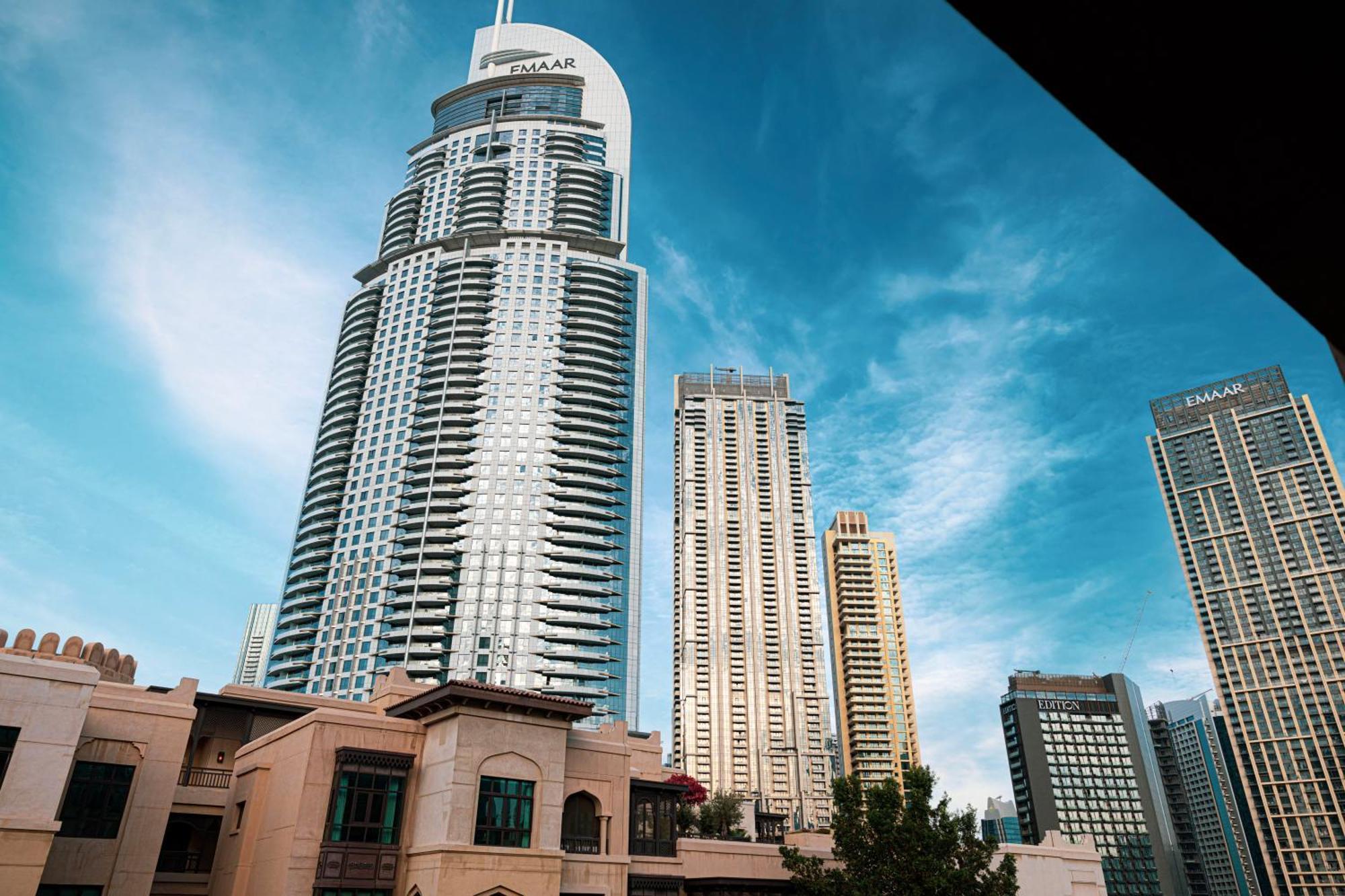 Apartment Lux 2br Retreat Steps From Mall&burj Khalifa