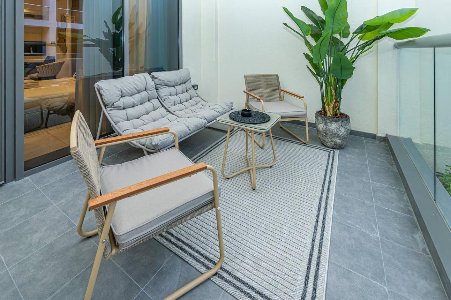 Trendy Studio! Walk To Burj Khalifasleeps 3! Daire Dubai
