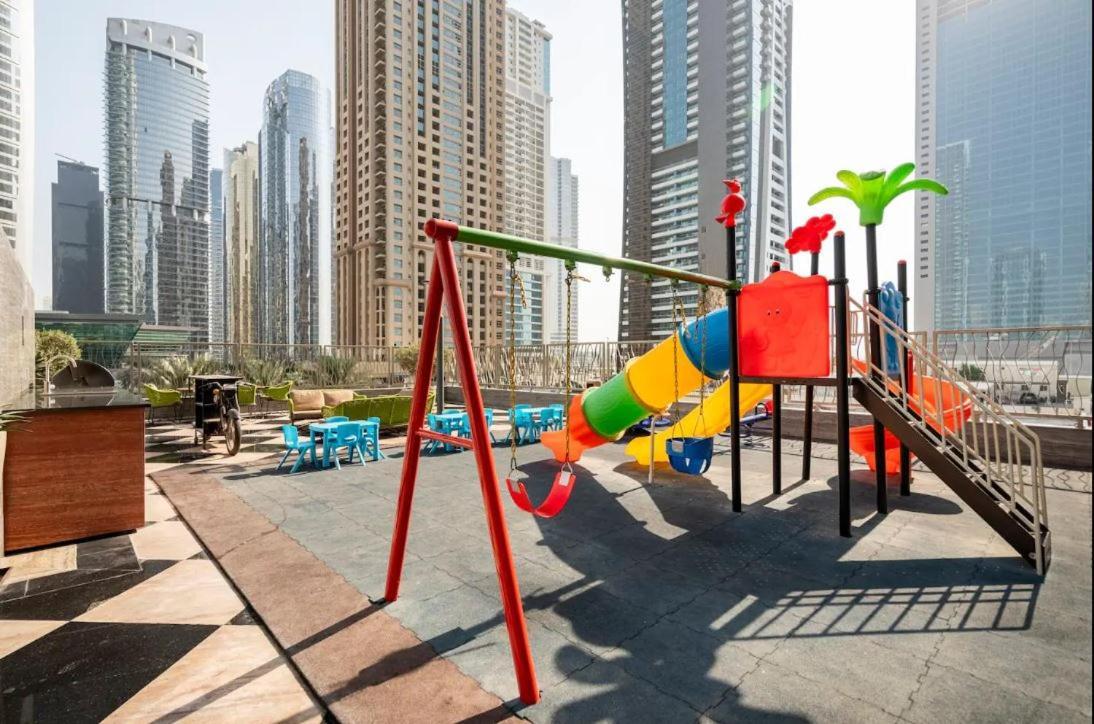 Daire One Bed Mbl Jlt Dubai