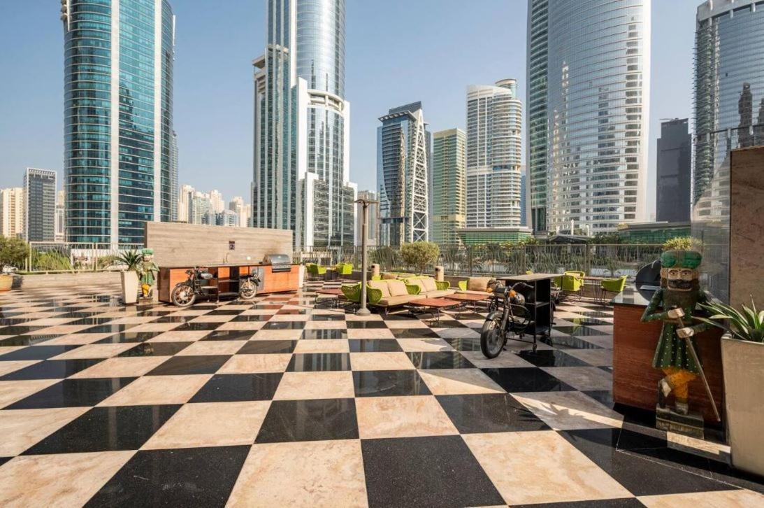 Daire One Bed Mbl Jlt Dubai
