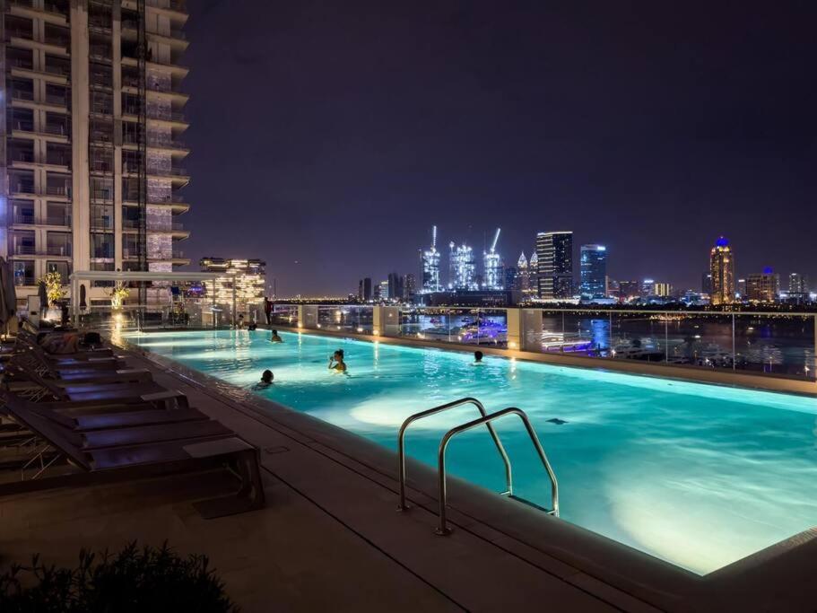 Goldbest - Emaar Beachfront 2bdr Apartment *