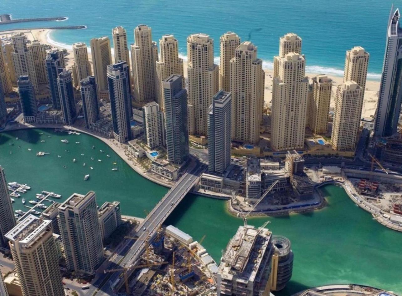 Seaview Beach Jbr - Walk To Beach - Gym - Pool - Metro Station