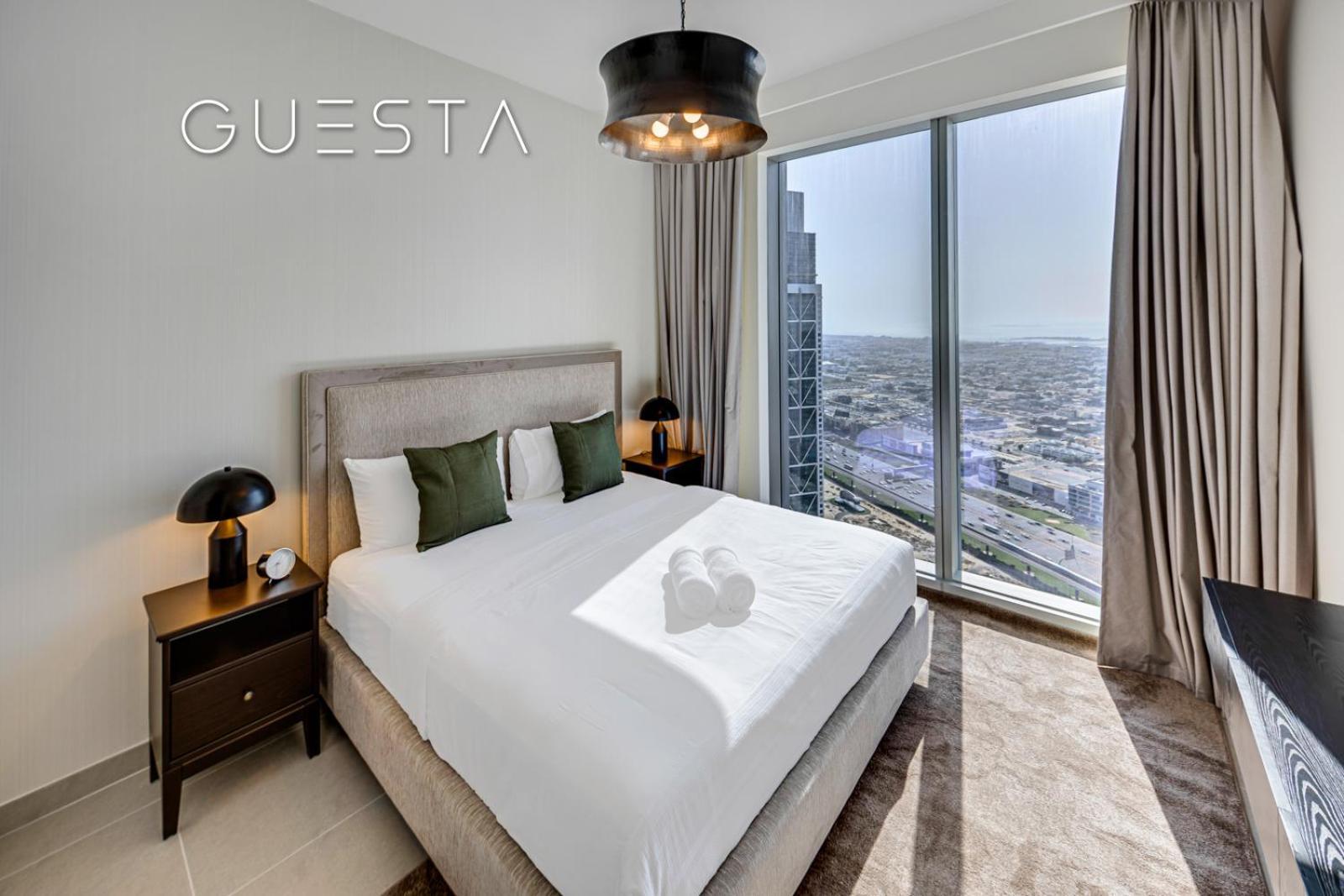 Apartment Tower By Emaar, Downtown