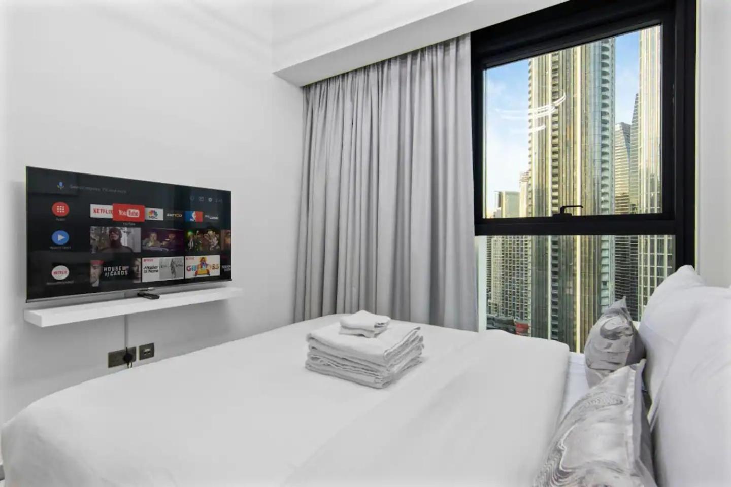 Spacious And Overlooking Burj & Fountains
