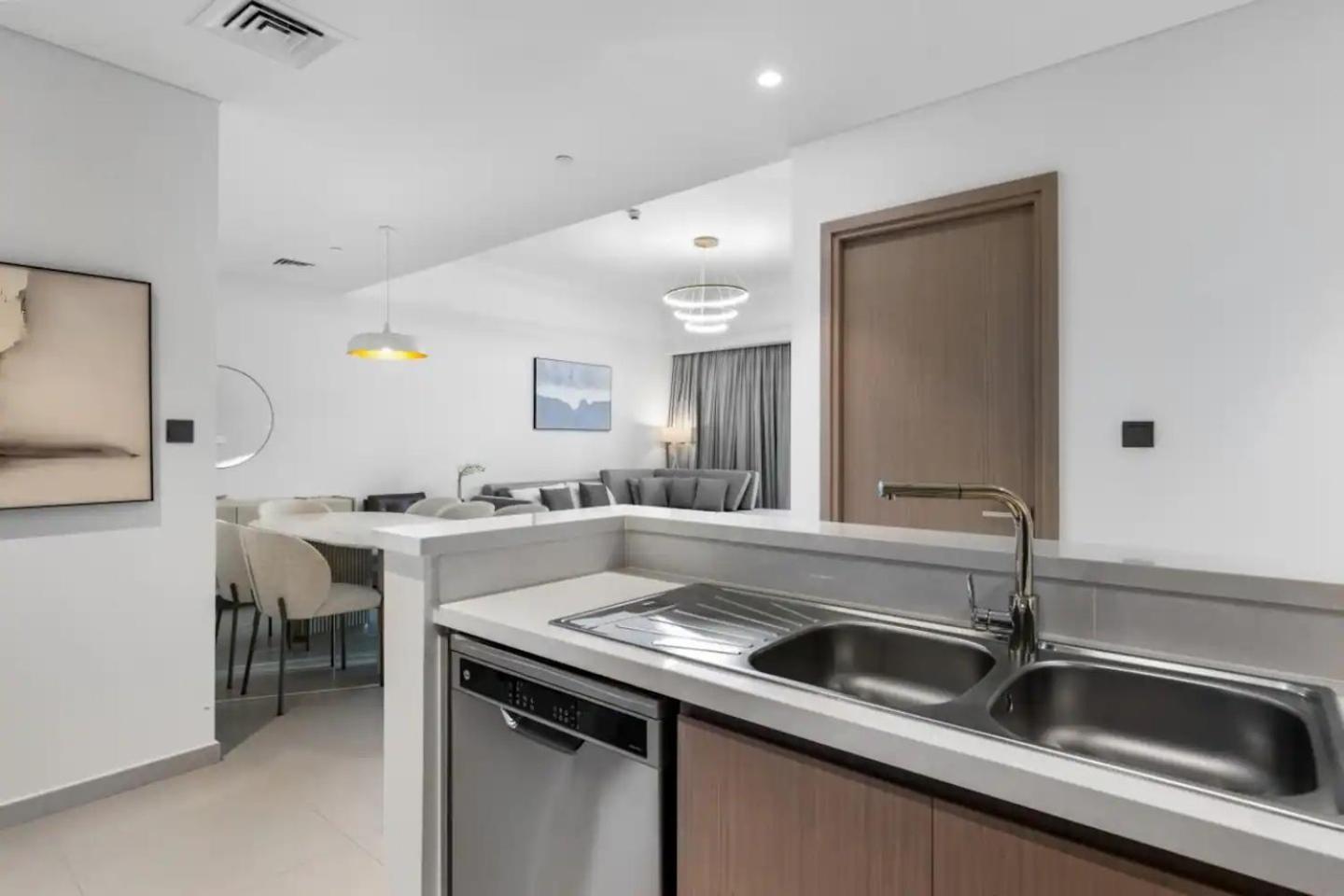Apartment Spacious And Overlooking Burj & Fountains *
