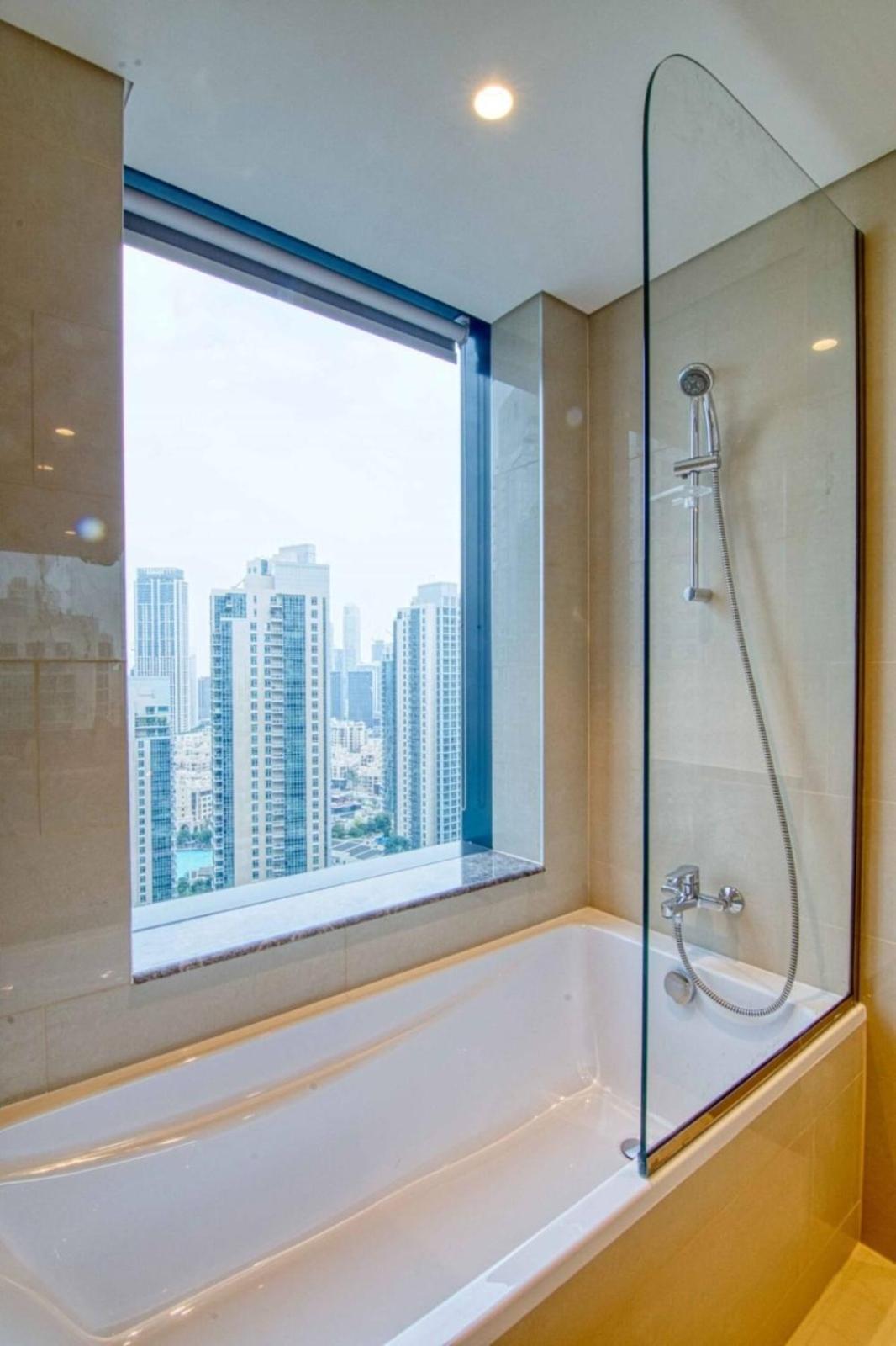 Apartment Spacious And Overlooking Burj & Fountains *