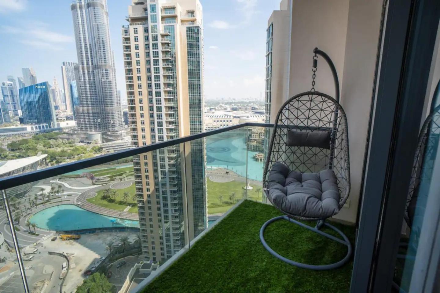 Spacious And Overlooking Burj & Fountains Dubai