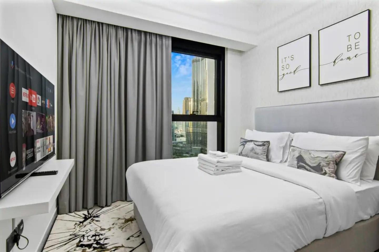 Apartment Spacious And Overlooking Burj & Fountains Dubai