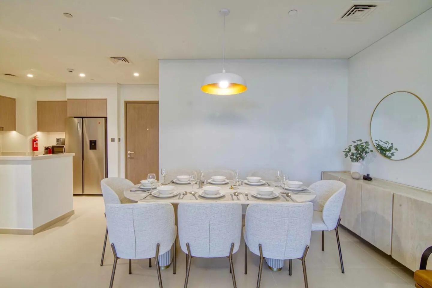 Spacious And Overlooking Burj & Fountains Dubai